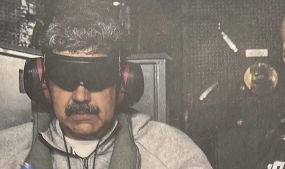 Trump publica imagem de Maduro sob cust�dia dos EUA