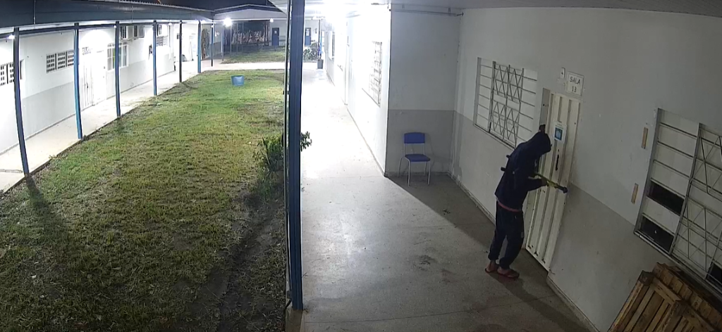 Sistema Vigia Mais MT impede furto de nove televis�es em escola durante a madrugada