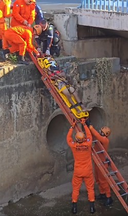 Homem cai no C�rrego do Barbado e mobiliza Corpo de Bombeiros em Cuiab�(V�deo)