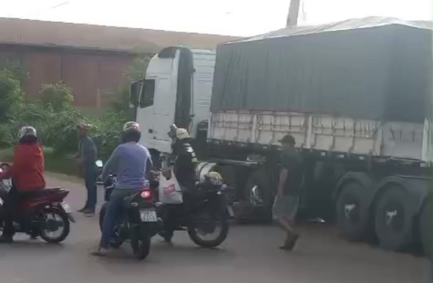 Jovem tem bra�o esmagado por carreta e sofre fratura exposta em Rondon�polis