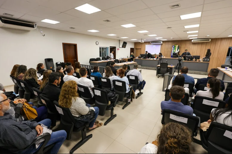 J�ri do caso Raquel Cattani come�a com depoimento do delegado respons�vel pela investiga��o