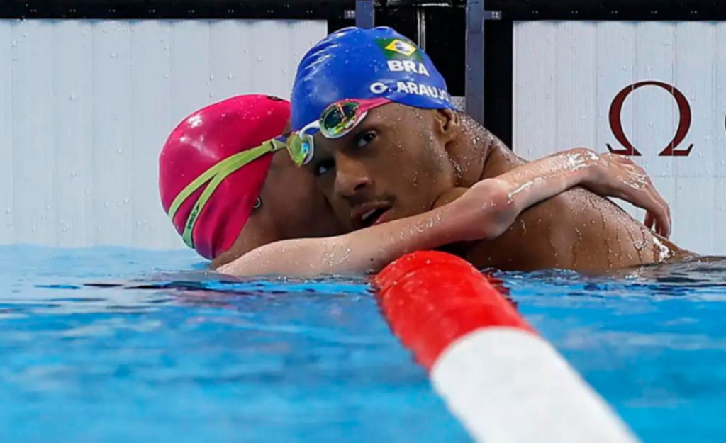 Gabriel Ara�jo bate recorde mundial nos Jogos Paral�mpicos de Paris