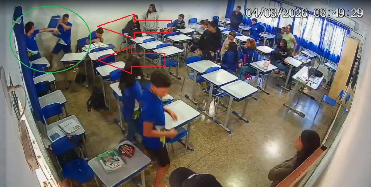 Estudante é apreendido após agredir colega com socos e cadeirada dentro de escola em Jaciara(Vídeo)