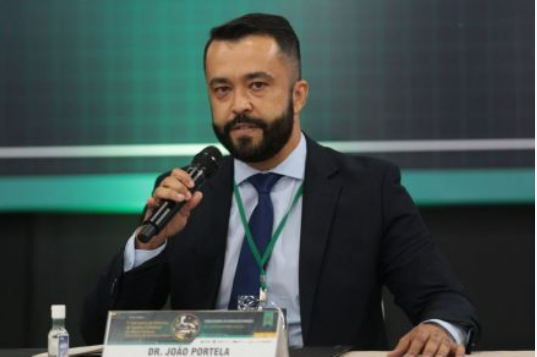 Empres�rio � condenado a 39 anos de pris�o por lavagem de dinheiro