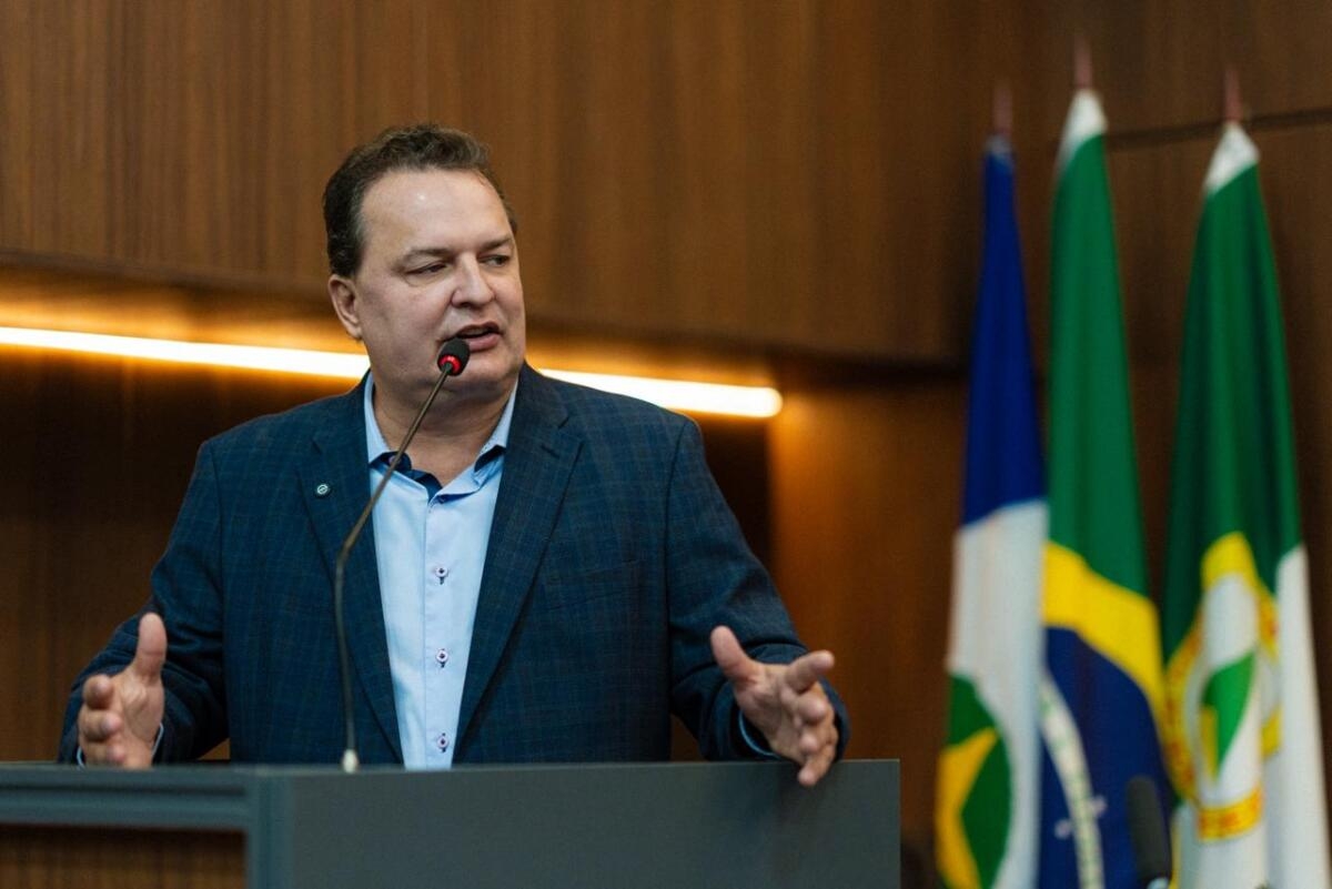 200 anos de Constitui��o, da �Noite da Agonia� � For�a da Democracia