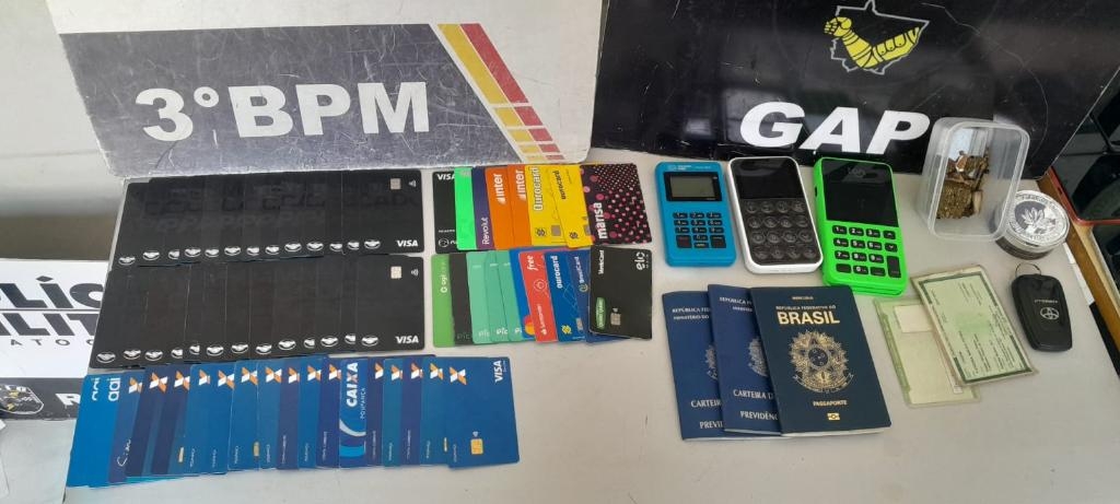 Pol�cia Militar prende cinco pessoas por estelionato em Cuiab�