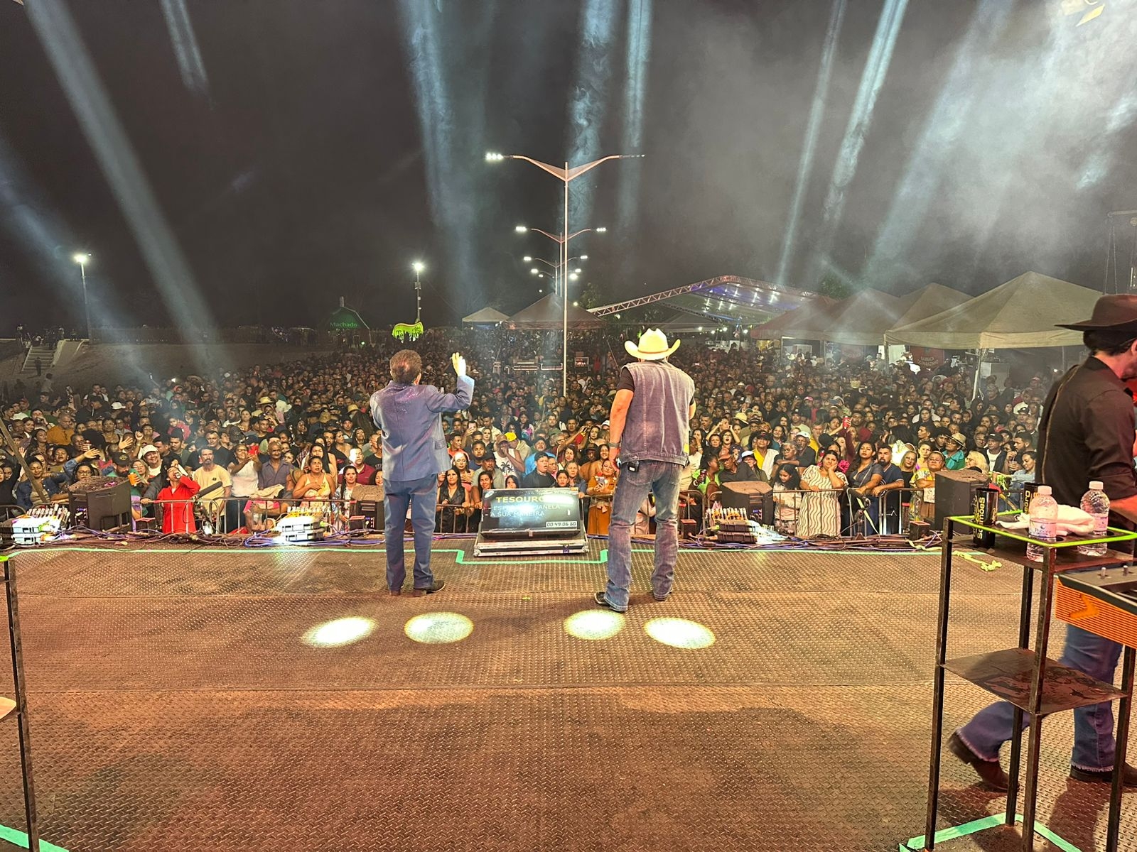 Vem festa por a�: Tesouro anuncia datas da Festa do Pe�o e do Festival de Praia