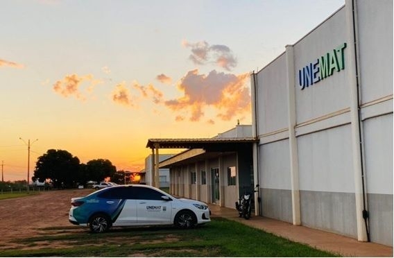 Aluna diz ter sido impedida de assistir aula por estar com filha em universidade de MT