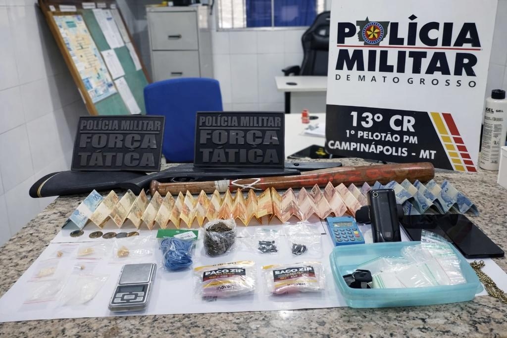 For�a T�tica prende homem por tr�fico il�cito de drogas em Campin�polis