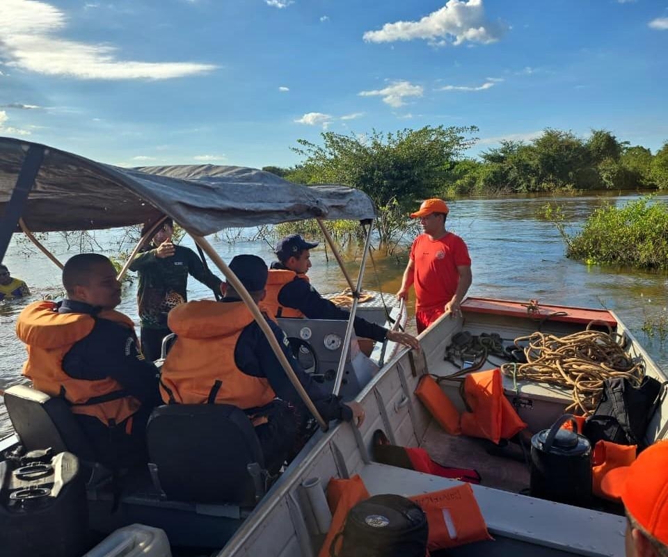 Corpo de Bombeiros localiza corpo de ind�gena v�tima de afogamento no Rio Araguaia