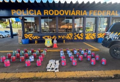 PRF apreende drogas e medicamento Mounjaro escondidos em garrafas com fundo falso na BR-163