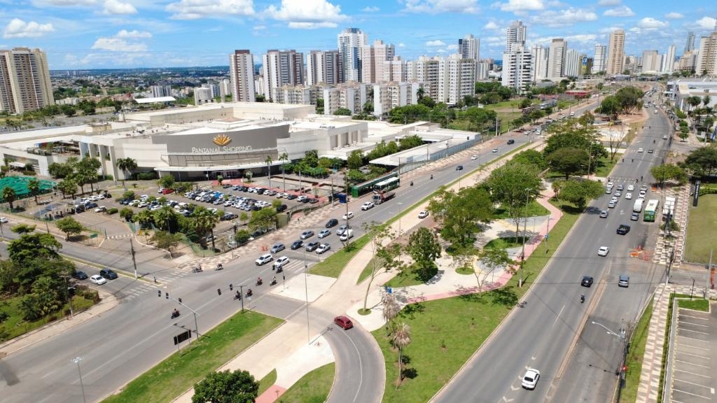 Implanta��o do Parque Linear da Avenida do CPA entra na fase final
