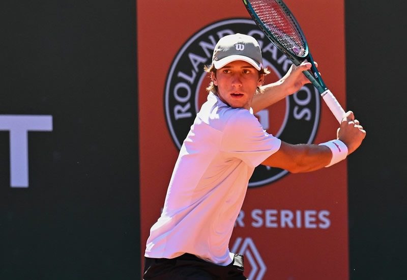Leonardo Storck disputa os Jogos Sul-Americanos da Juventude e projeta calendário até Roland Garros