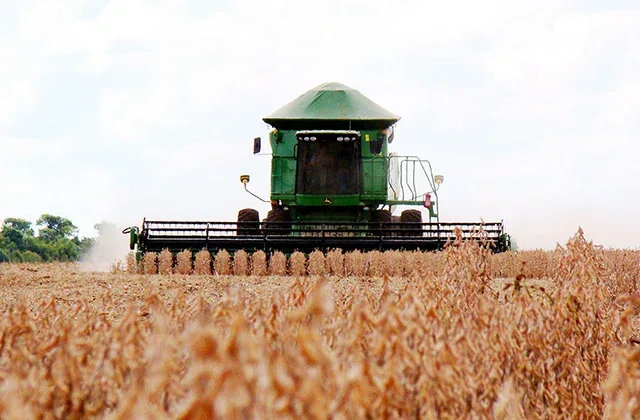 Diesel mais caro eleva custos no campo e acende alerta para alta dos alimentos em 2026