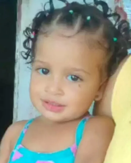 Mulher � condenada a 14 anos de pris�o por matar filha afogada em Feira de Santana