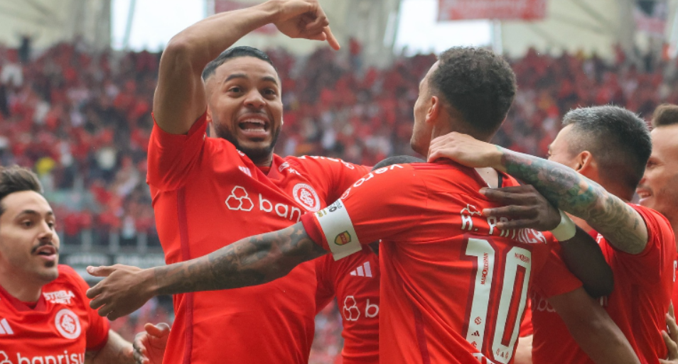 Internacional vence Cuiab� por 3 a 0 e amplia sequ�ncia invicta no Brasileir�o