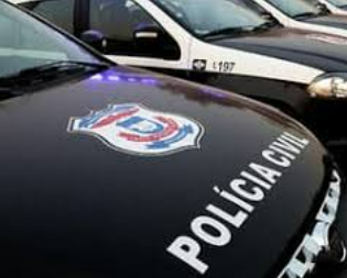 Professor de futebol � detido no Aeroporto de V�rzea Grande acusado de abusar de adolescentes