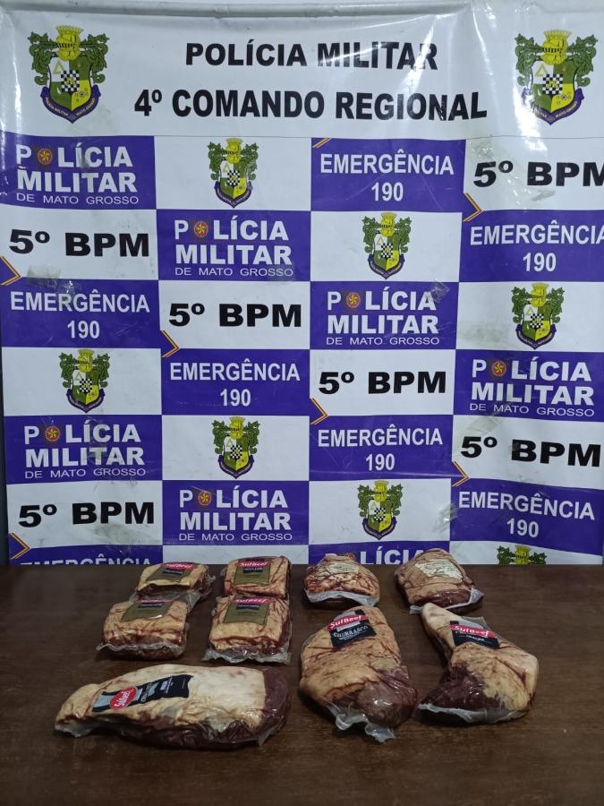 Funcion�ria de supermercado � presa em flagrante por furto de carne em Rondon�polis