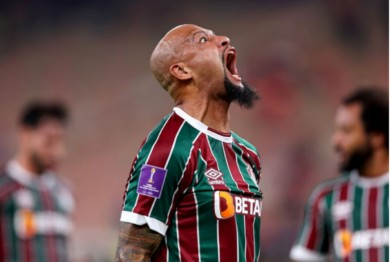 Felipe Melo briga com adolescente e m�e registra BO contra atleta