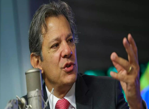 Haddad diz que at� 600 sites de bets irregulares ser�o banidos em outubro e orienta apostadores a resgatar dinheiro