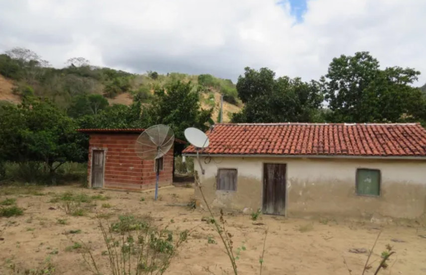 Homem  indiciado por manter famlia em crcere privado por mais de 20 anos em MG