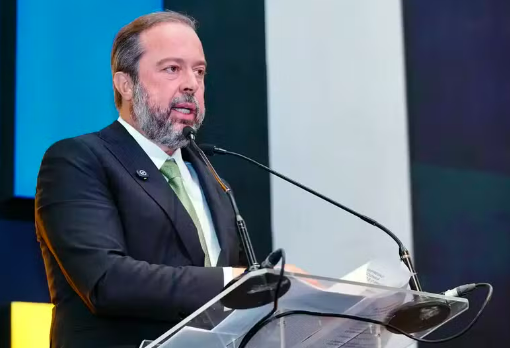 Governo decide na pr�xima ter�a-feira (15) sobre ado��o do hor�rio de ver�o em 2024