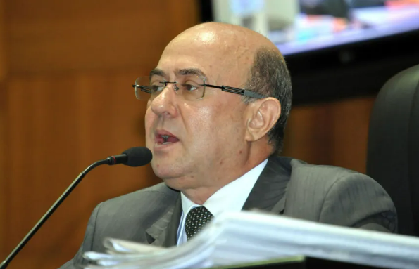 Justi�a concede progress�o de pena para ex-deputado Jos� Geraldo Riva, que deixa de usar tornozeleira eletr�nica