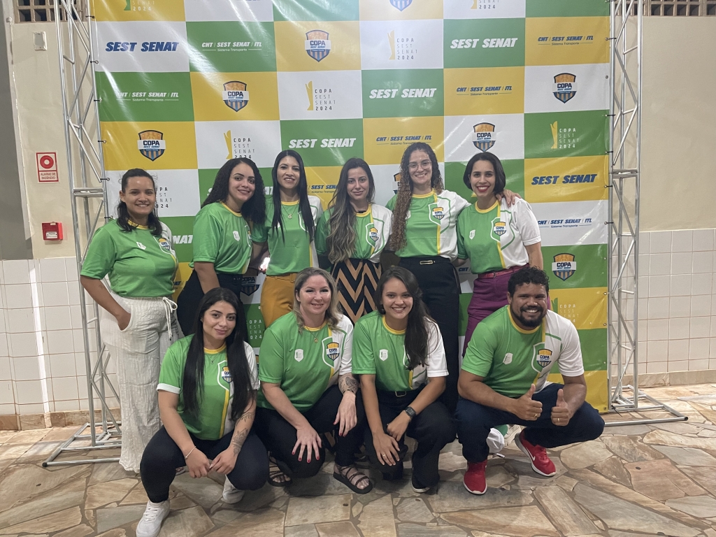 Time feminino da Transpedrosa embarca para as quartas de final da Copa SEST SENAT em Pernambuco