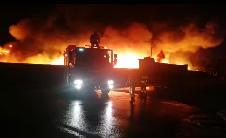 Incndio causa prejuzo milionrio em empresa do Distrito Industrial de Cuiab
