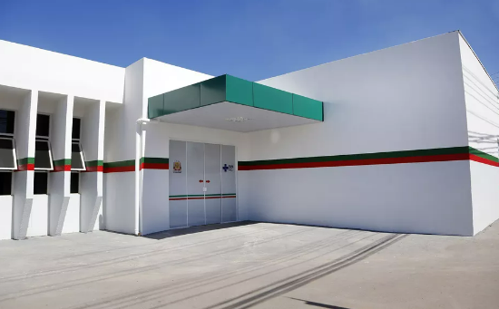 Crian�a de 6 anos � reanimada ap�s ser estrangulada pela tia em V�rzea Grande