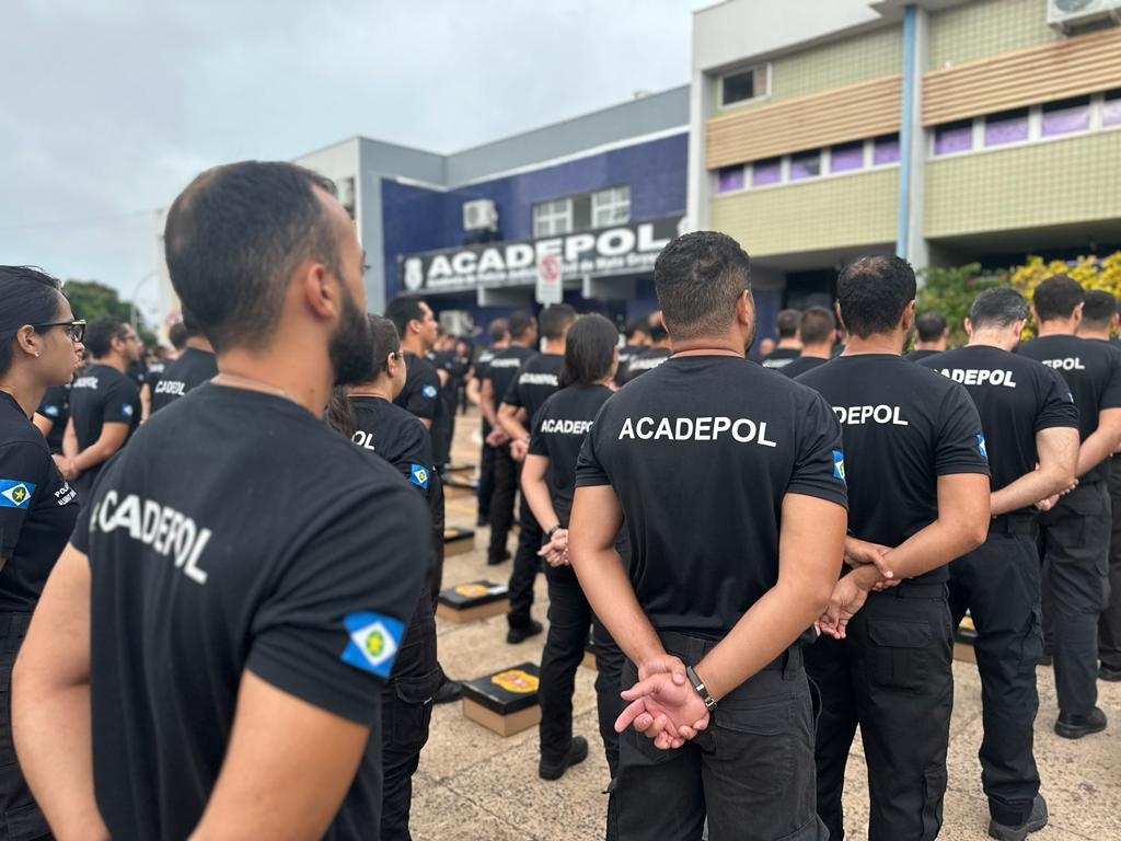 Pol�cia Civil realiza formatura de delegados, escriv�es e investigadores na segunda-feira (11)