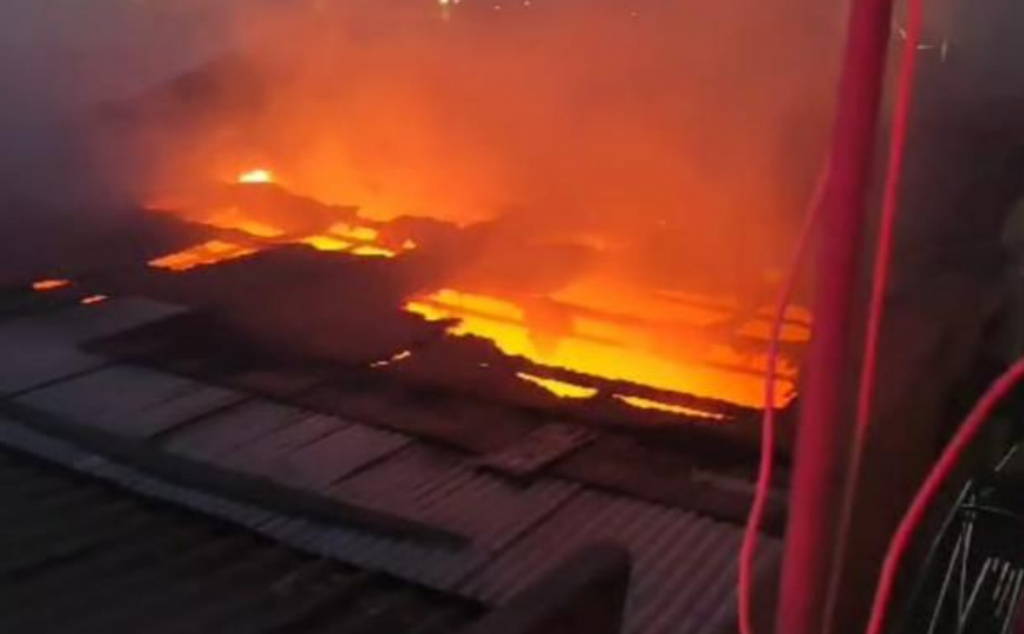 Inc�ndio atinge empresa de cloro em Cuiab�; n�o houve feridos