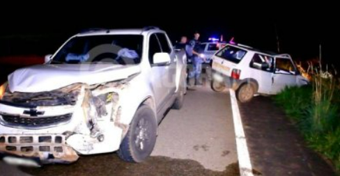 Acidente entre S-10 e Uno deixa tr�s feridos na MT-270, em Rondon�polis