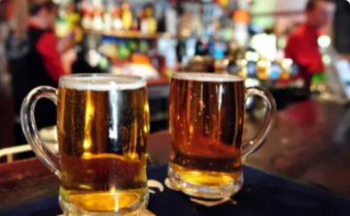 Consumo de �lcool causa 12 mortes por hora no pa�s, diz Fiocruz