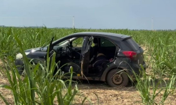 Homem � encontrado morto com marcas de tiros dentro de carro em Campo Novo do Parecis