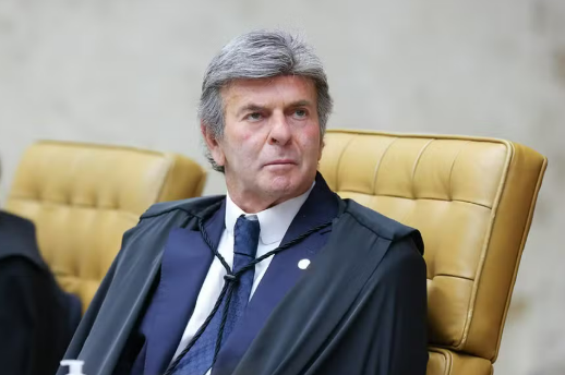 O Ministro Luiz Fux ordena a��es imediatas para coibir o uso de benef�cios em �apostas�