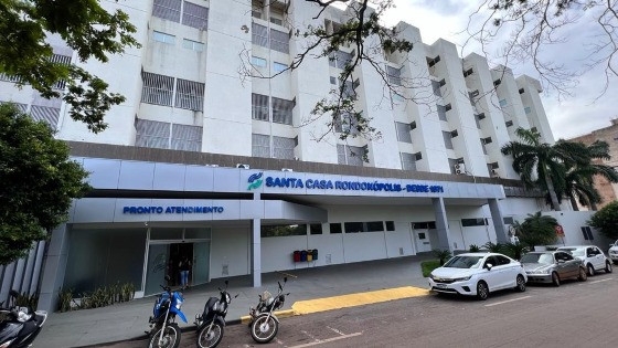 Santa Casa de Rondonpolis reabre 20 leitos de UTI com autorizao provisria do CRM-MT
