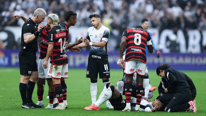 Bruno Henrique  suspenso por dois jogos pelo STJD aps expulso contra o Corinthians
