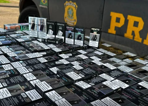 PRF apreende 217 cigarros eletr�nicos em �nibus na BR-364, em Rondon�polis