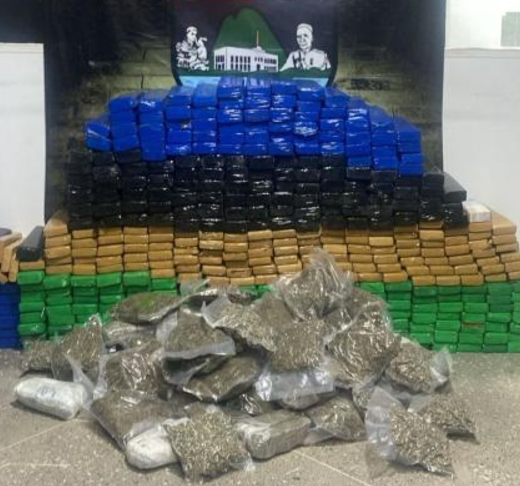 Homem � preso transportando meia tonelada de drogas em Santo Ant�nio de Leverger