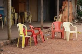 Dois s�o assassinados a tiros em bar de Pontes e Lacerda