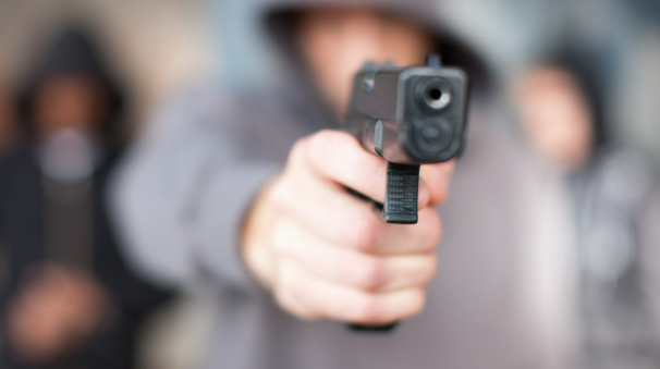 Vtima de Assalto Reage e Atira Contra Criminosos em Lucas do Rio Verde