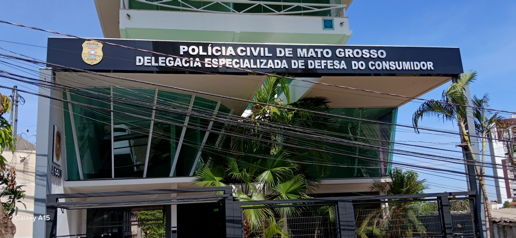 Influenciador investigado pela Pol�cia Civil � preso em S�o Paulo ap�s desembarcar em voo da Europa