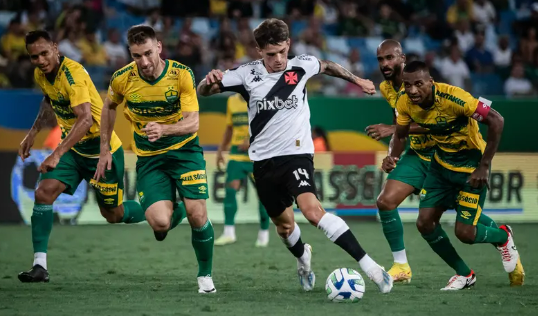 Cuiab� Descende � S�rie B com Derrota na Arena Pantanal