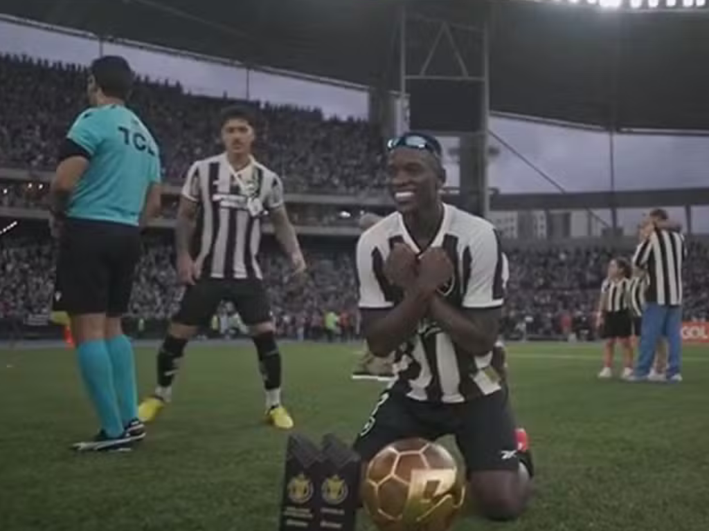 Sele��o do Brasileir�o 2024: com dom�nio do Botafogo, veja premiados