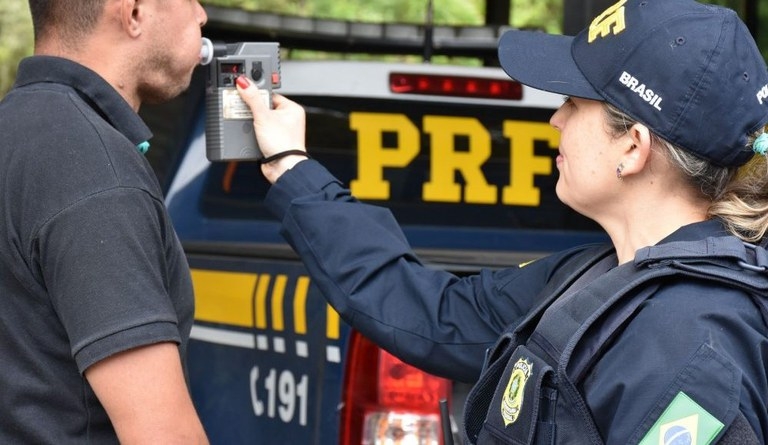A cada 10 minutos, 1 motorista desobedece a Lei Seca no Brasil