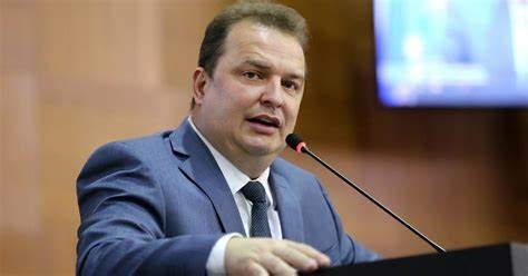 Max diz que n�o h� pedidos para aumento de duod�cimo dos Poderes