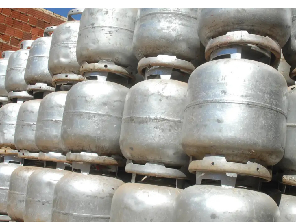 Governo come�a a pagar o Aux�lio G�s de dezembro nesta quinta-feira (11)