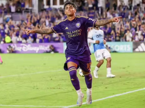 Palmeiras perde for�a na corrida por Facundo Torres; Cruz Azul est� pr�ximo da contrata��o