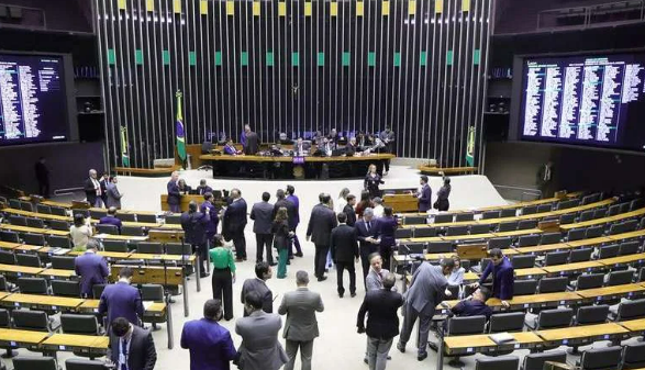 C�mara dos Deputados aprova castra��o qu�mica para ped�filos